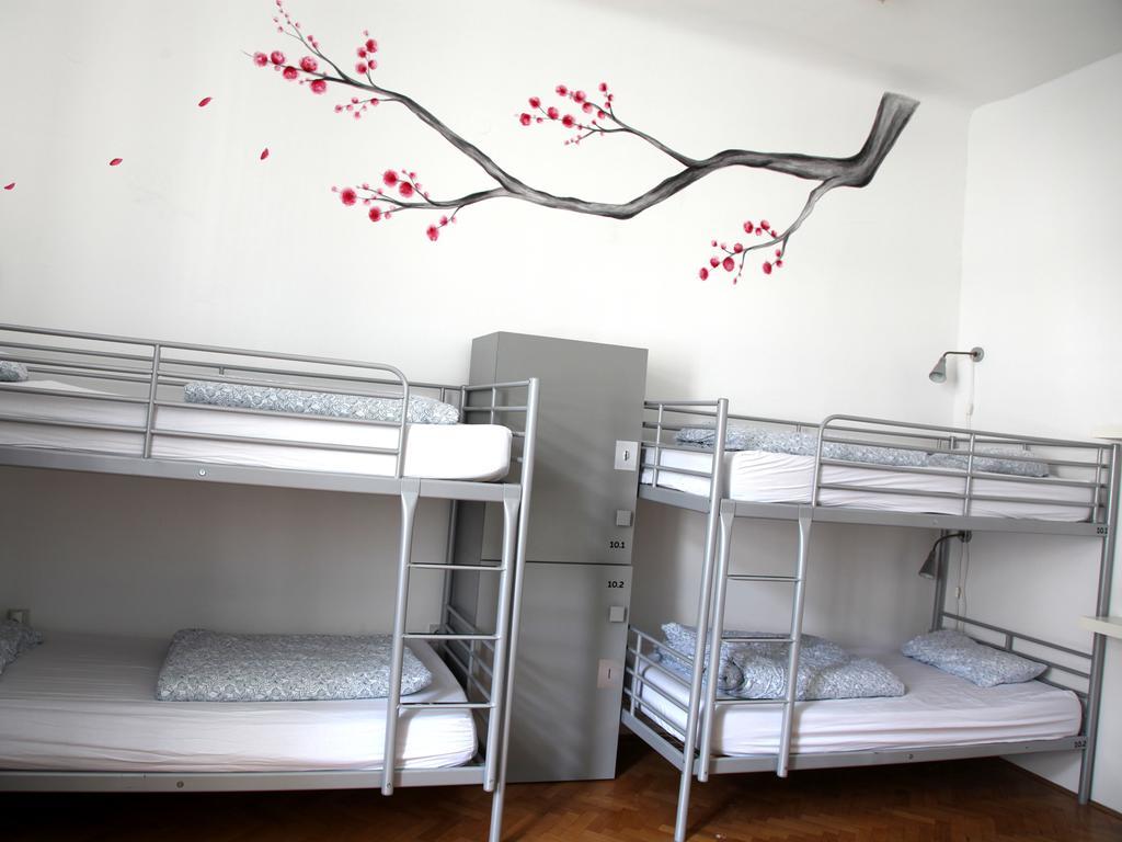 Hostel Zeppelin Ljubljana Room photo